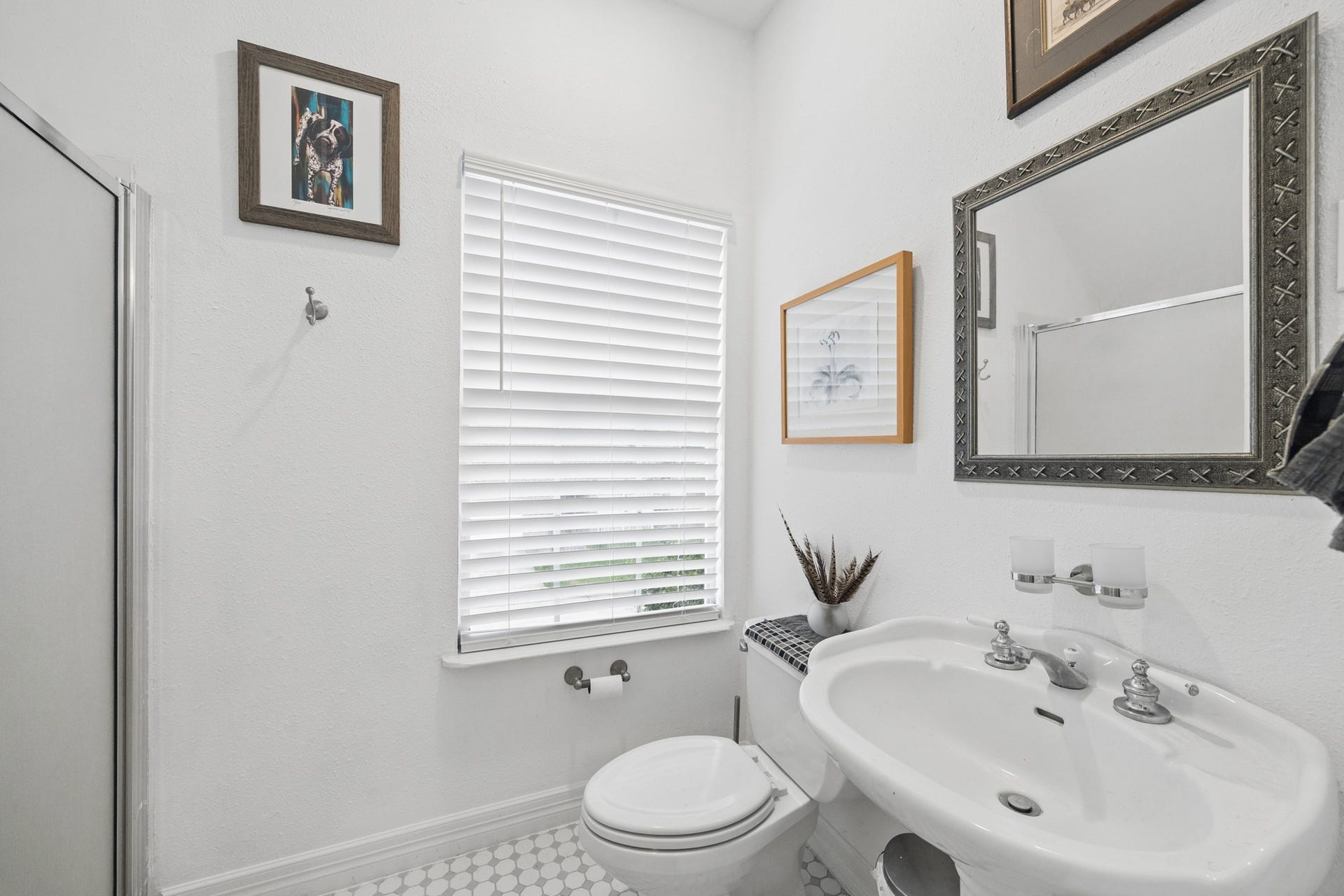 4900 Florence Street, Bellaire, TX 77401 4900 Florence Street, Bellaire, TX 77401