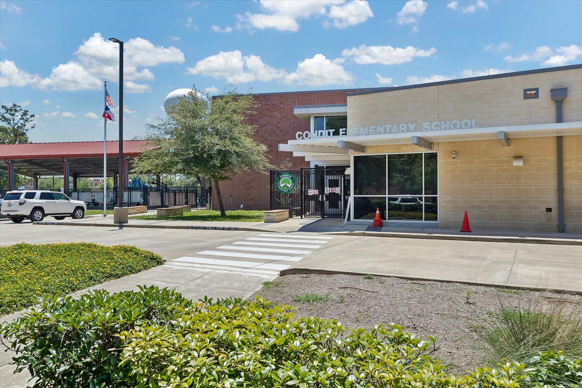 4900 Florence Street, Bellaire, TX 77401 4900 Florence Street, Bellaire, TX 77401