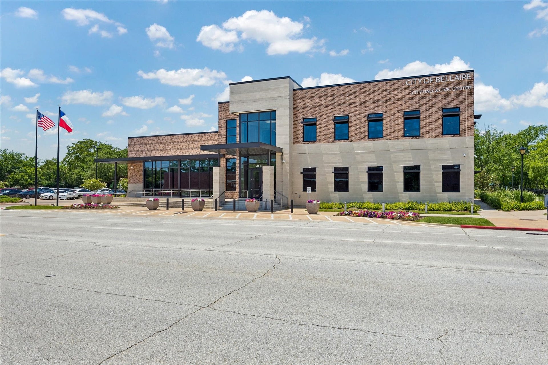 4900 Florence Street, Bellaire, TX 77401 4900 Florence Street, Bellaire, TX 77401