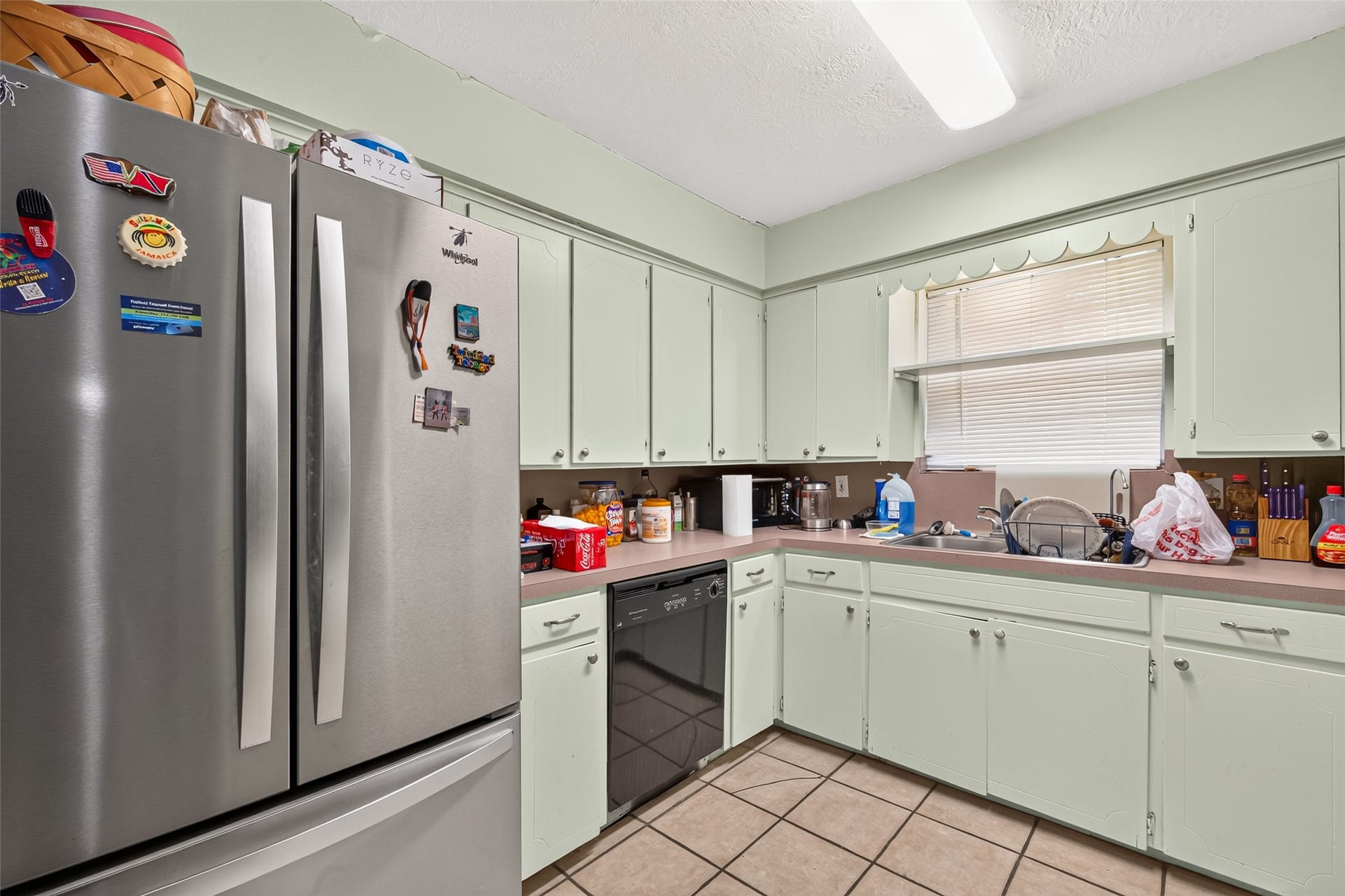 7610 Bissell Road, Manvel, TX 77578 7610 Bissell Road, Manvel, TX 77578