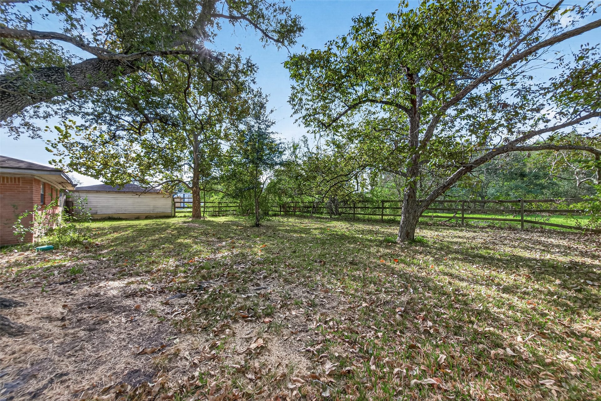7610 Bissell Road, Manvel, TX 77578 7610 Bissell Road, Manvel, TX 77578