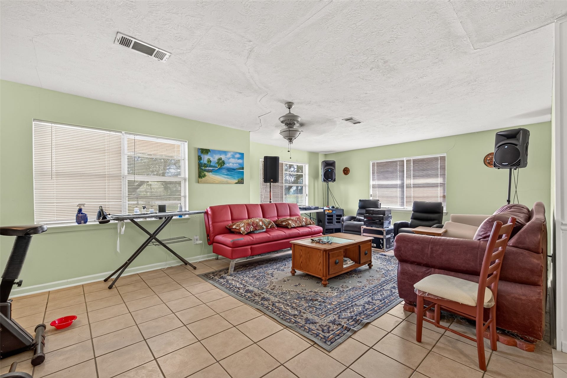 7610 Bissell Road, Manvel, TX 77578 7610 Bissell Road, Manvel, TX 77578