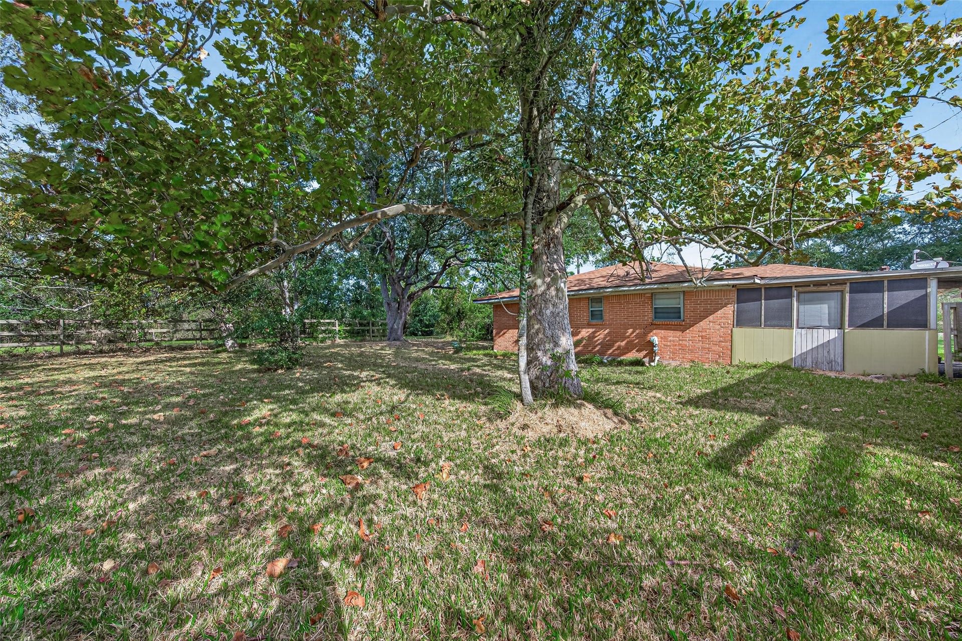 7610 Bissell Road, Manvel, TX 77578 7610 Bissell Road, Manvel, TX 77578