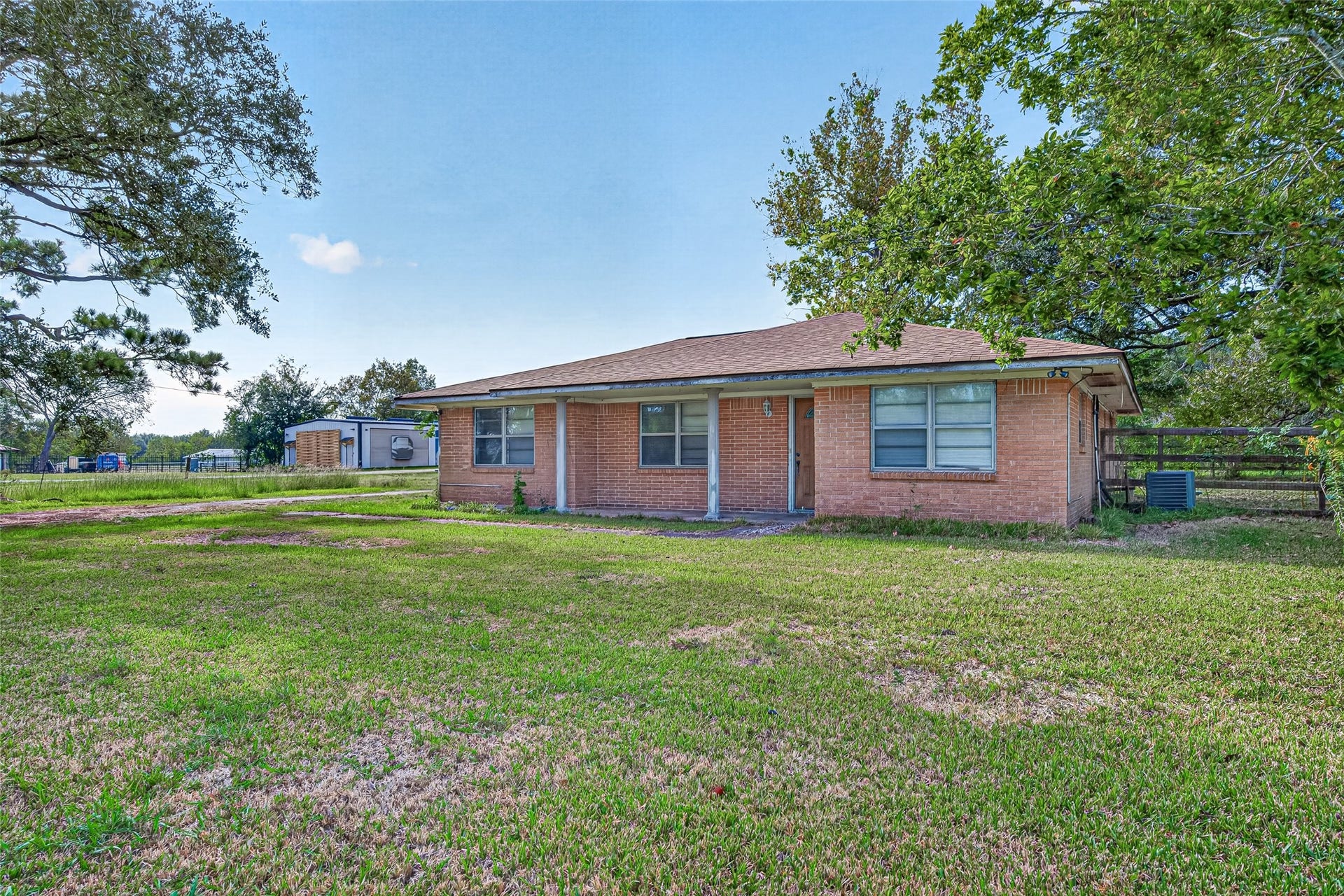 7610 Bissell Road, Manvel, TX 77578 7610 Bissell Road, Manvel, TX 77578