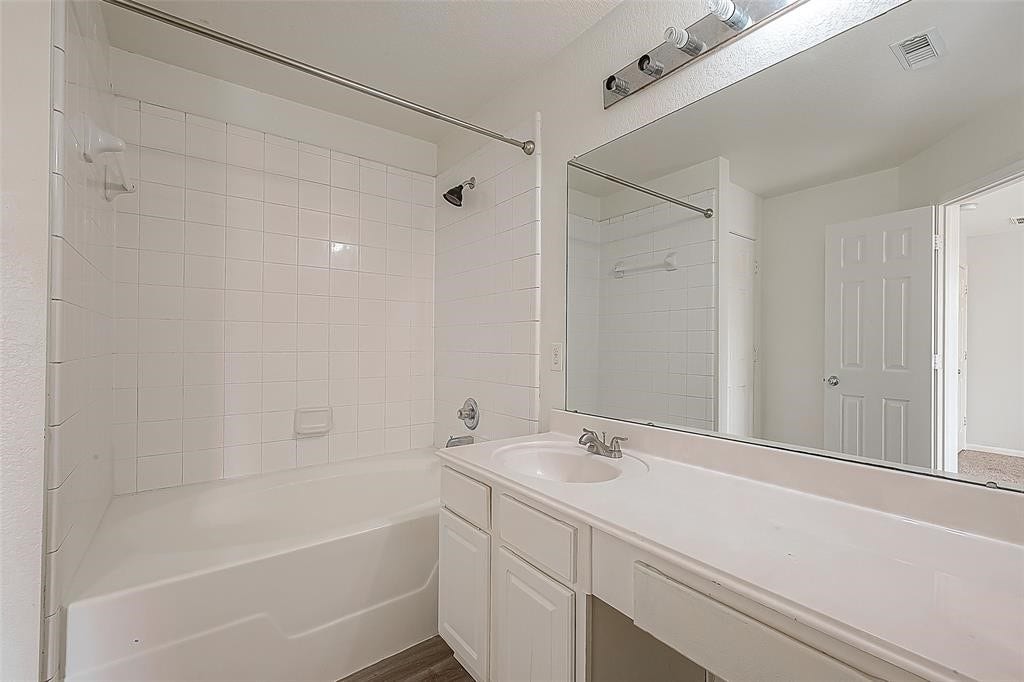 9406 Tolken Way, Sugar Land, TX 77498 9406 Tolken Way, Sugar Land, TX 77498