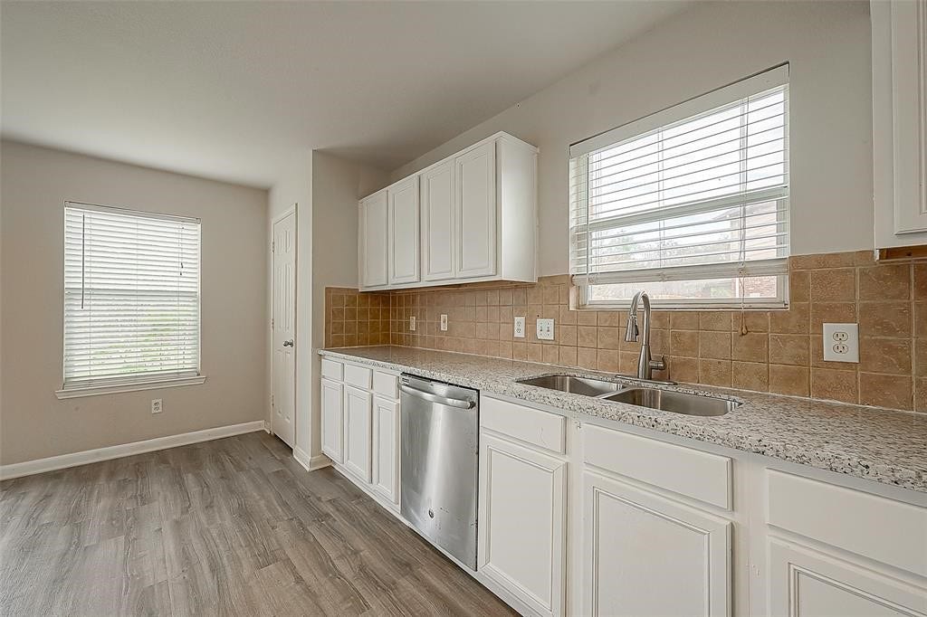 9406 Tolken Way, Sugar Land, TX 77498 9406 Tolken Way, Sugar Land, TX 77498