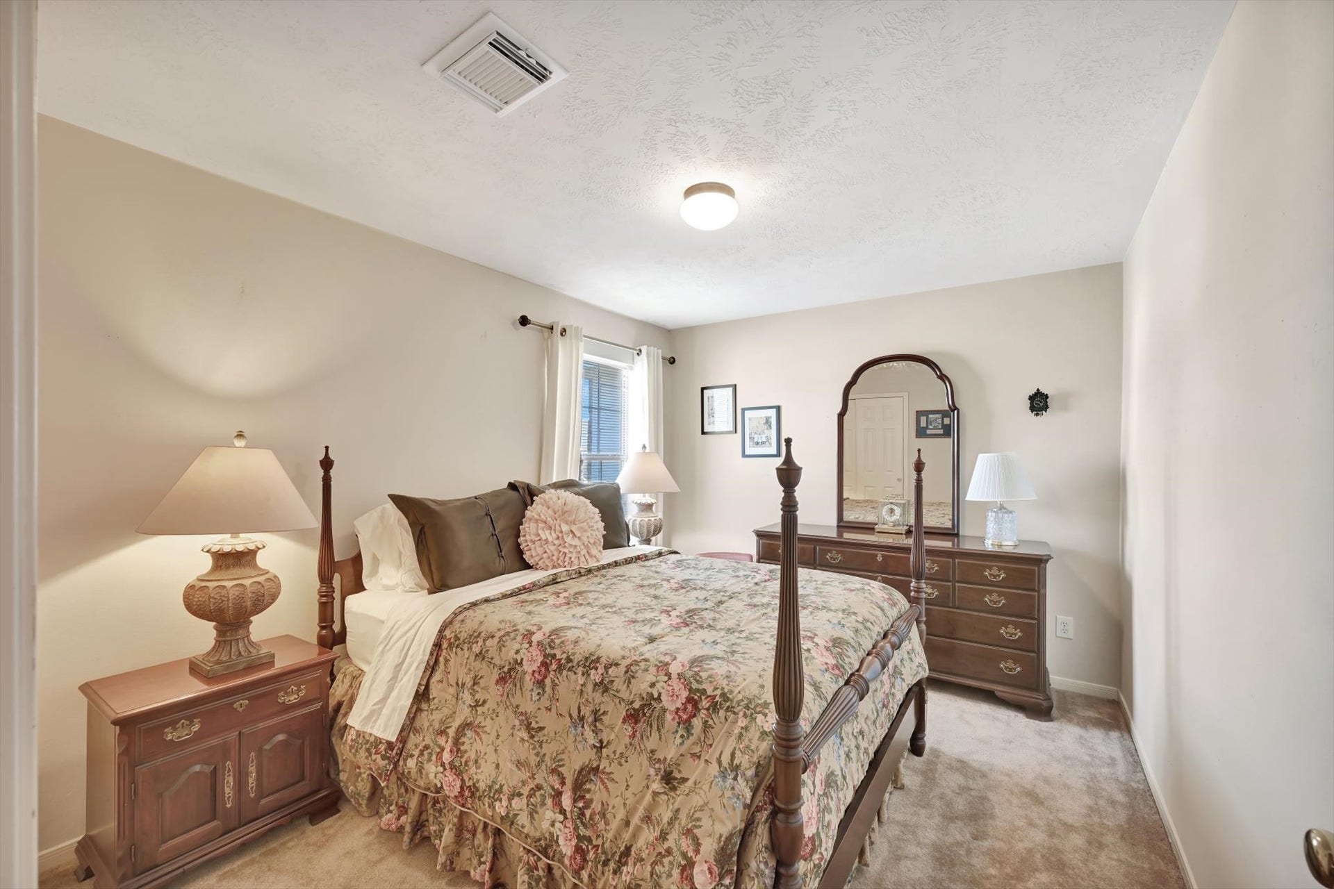 4510 Arbor Lane, Pasadena, TX 77505 4510 Arbor Lane, Pasadena, TX 77505