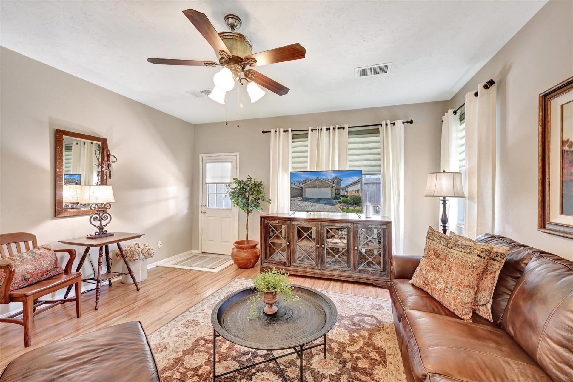 4510 Arbor Lane, Pasadena, TX 77505 4510 Arbor Lane, Pasadena, TX 77505
