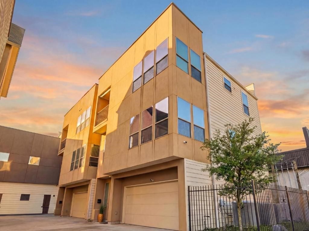 5111 Cornish Street, Houston, TX 77007 Welcome to 5111 Cornish St