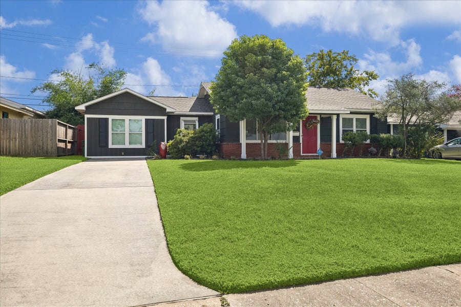 Property photo for 806 Nashua Street, Houston, TX