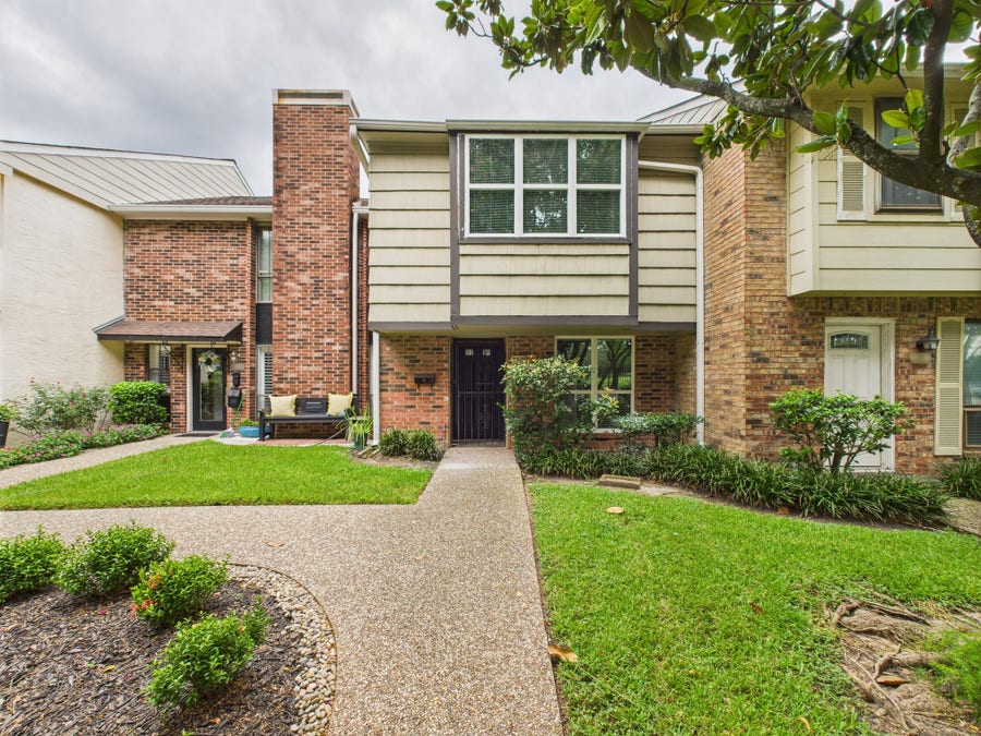 Property photo for 9409 Fondren Road, Houston, TX