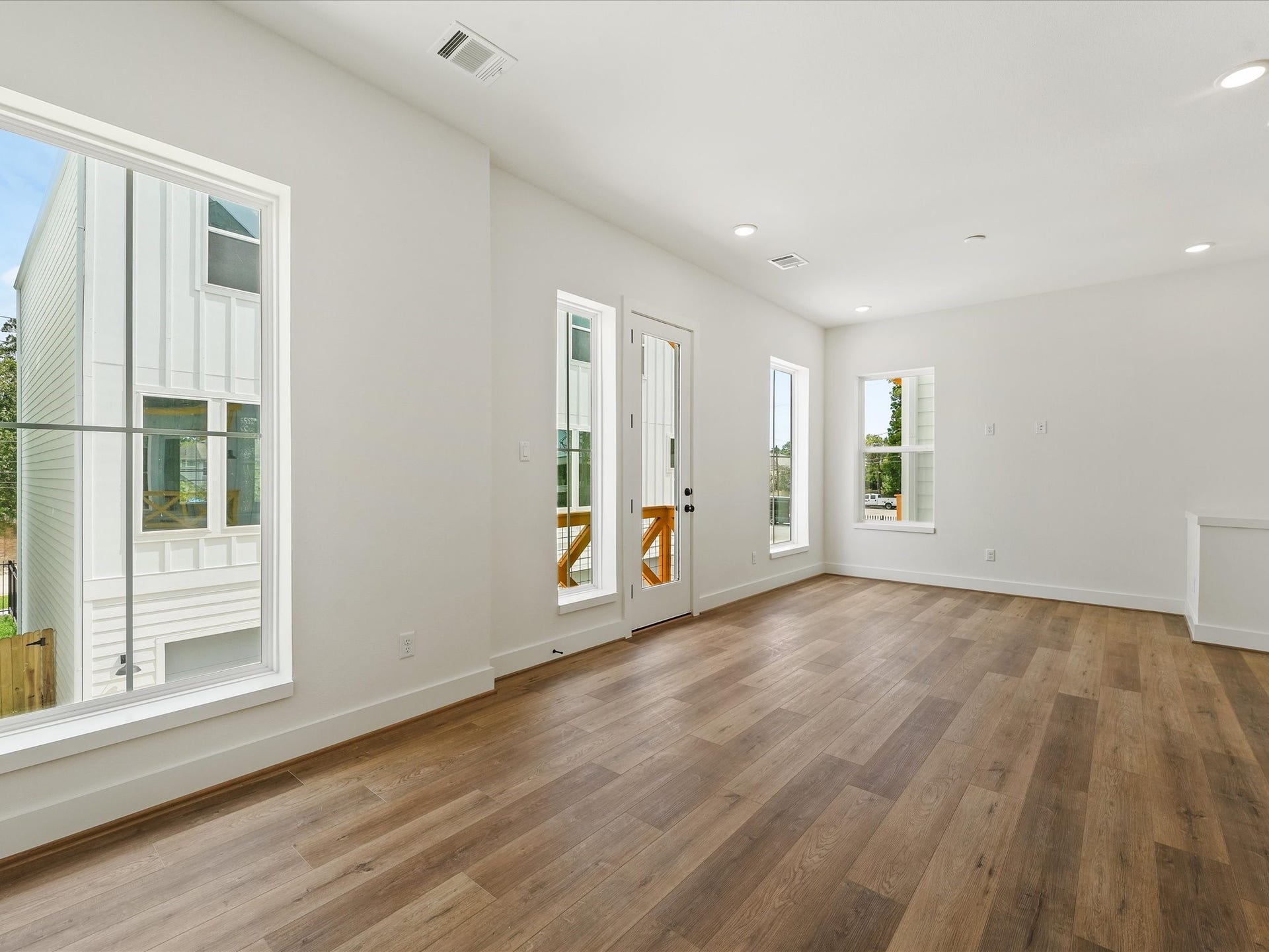 1804 Del Norte Street, #E, Houston, TX 77018 1804 Del Norte Street, #E, Houston, TX 77018