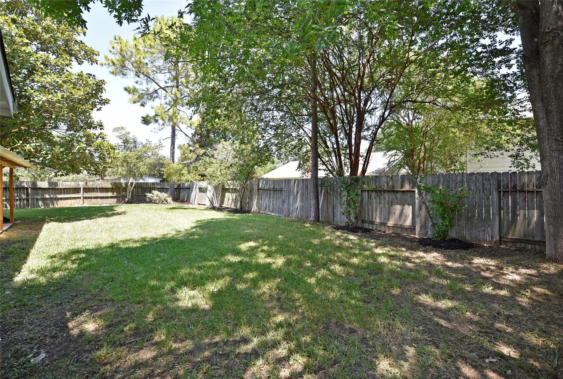 2035 Shorewood Lane, Sugar Land, TX 77479 nature