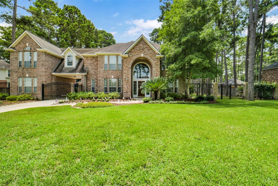 Property photo for 17315 E Summer Rose Court, Cypress, TX