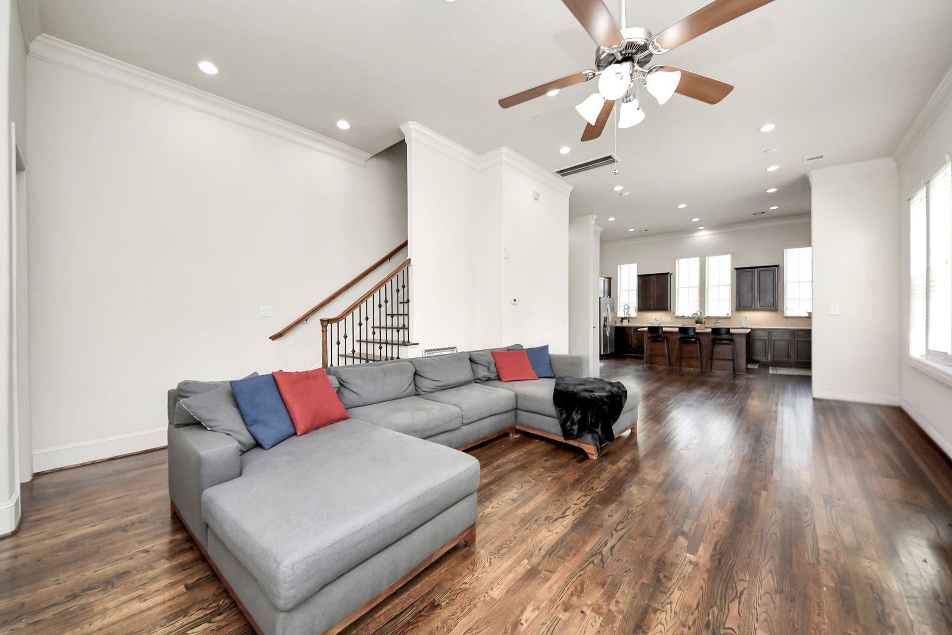 10928 Wrenwood Park, Houston, TX 77043 10928 Wrenwood Park, Houston, TX 77043