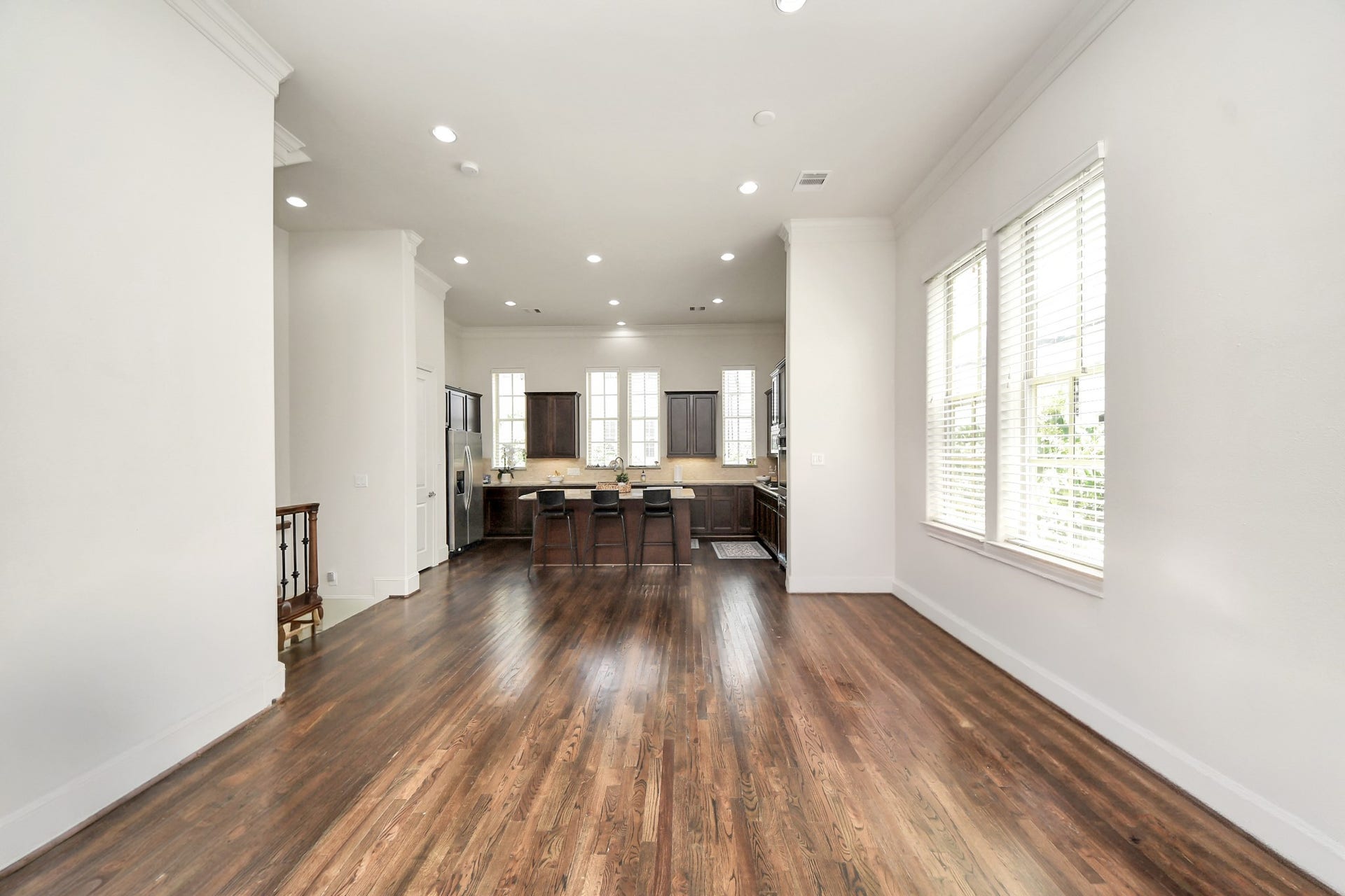 10928 Wrenwood Park, Houston, TX 77043 10928 Wrenwood Park, Houston, TX 77043
