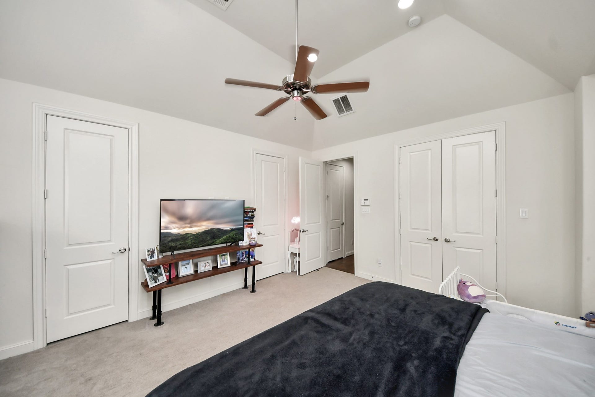 10928 Wrenwood Park, Houston, TX 77043 10928 Wrenwood Park, Houston, TX 77043