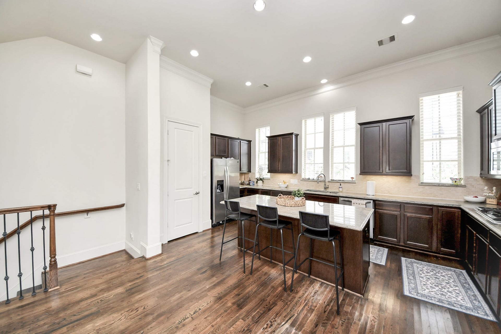 10928 Wrenwood Park, Houston, TX 77043 10928 Wrenwood Park, Houston, TX 77043