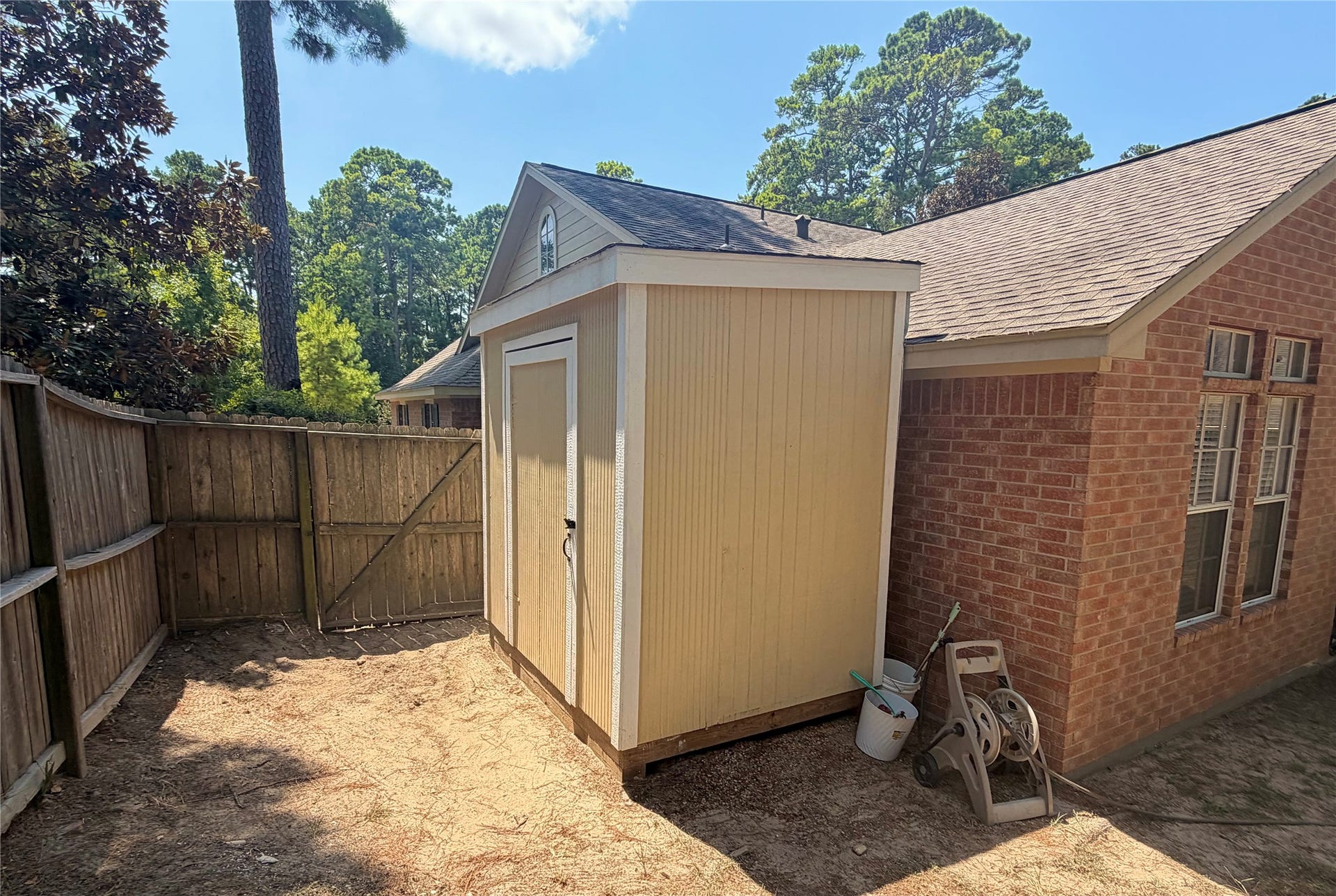 13934 Dolphin Drive, Willis, TX 77318 13934 Dolphin Drive, Willis, TX 77318