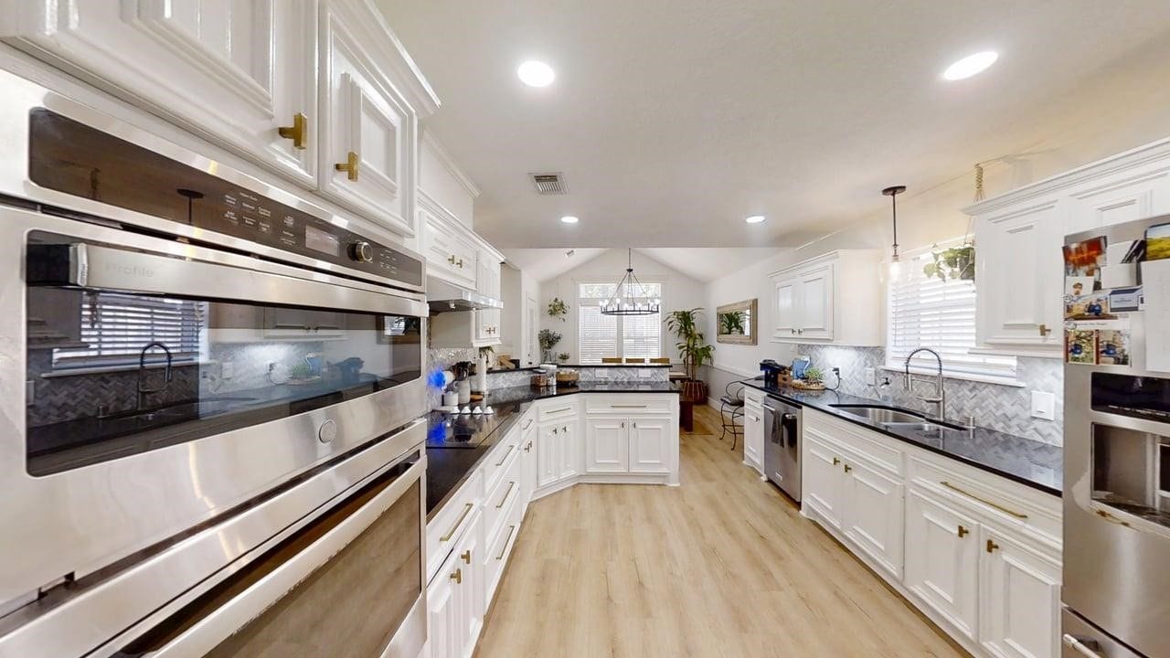 13934 Dolphin Drive, Willis, TX 77318 13934 Dolphin Drive, Willis, TX 77318