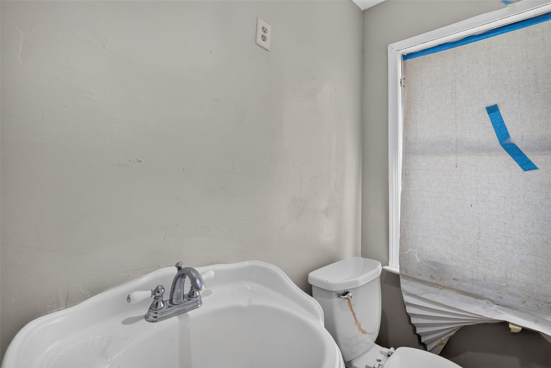 216 Eastway Street, Galena Park, TX 77547 216 Eastway Street, Galena Park, TX 77547