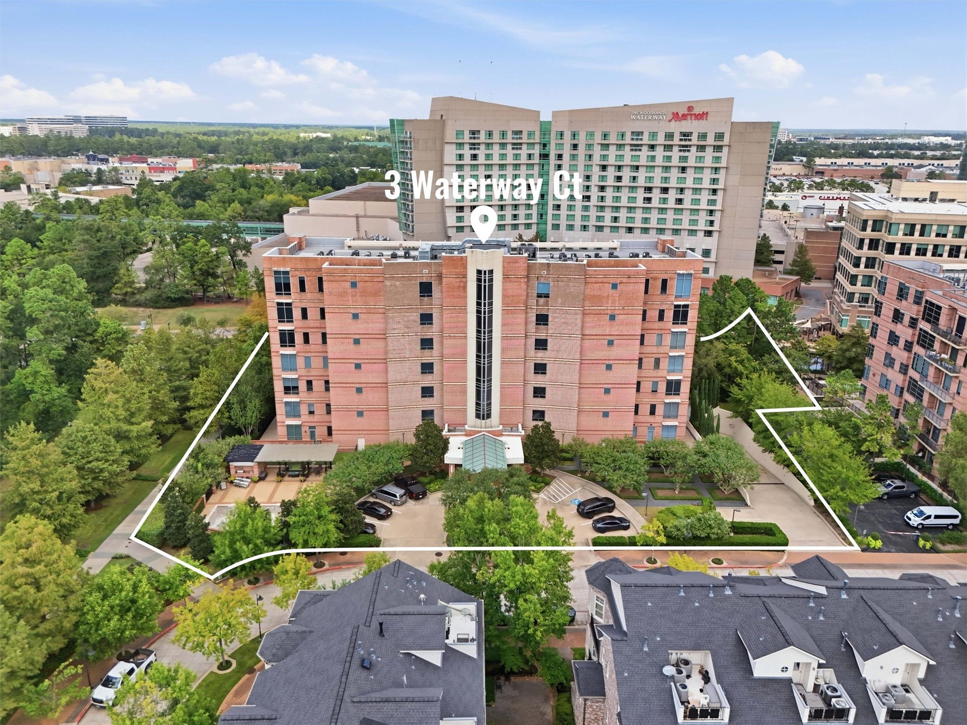 3 Waterway Court, #2D, The Woodlands, TX 77380 An elevated view of the condominium's prime location in the heart of The Woodlands Waterway district.