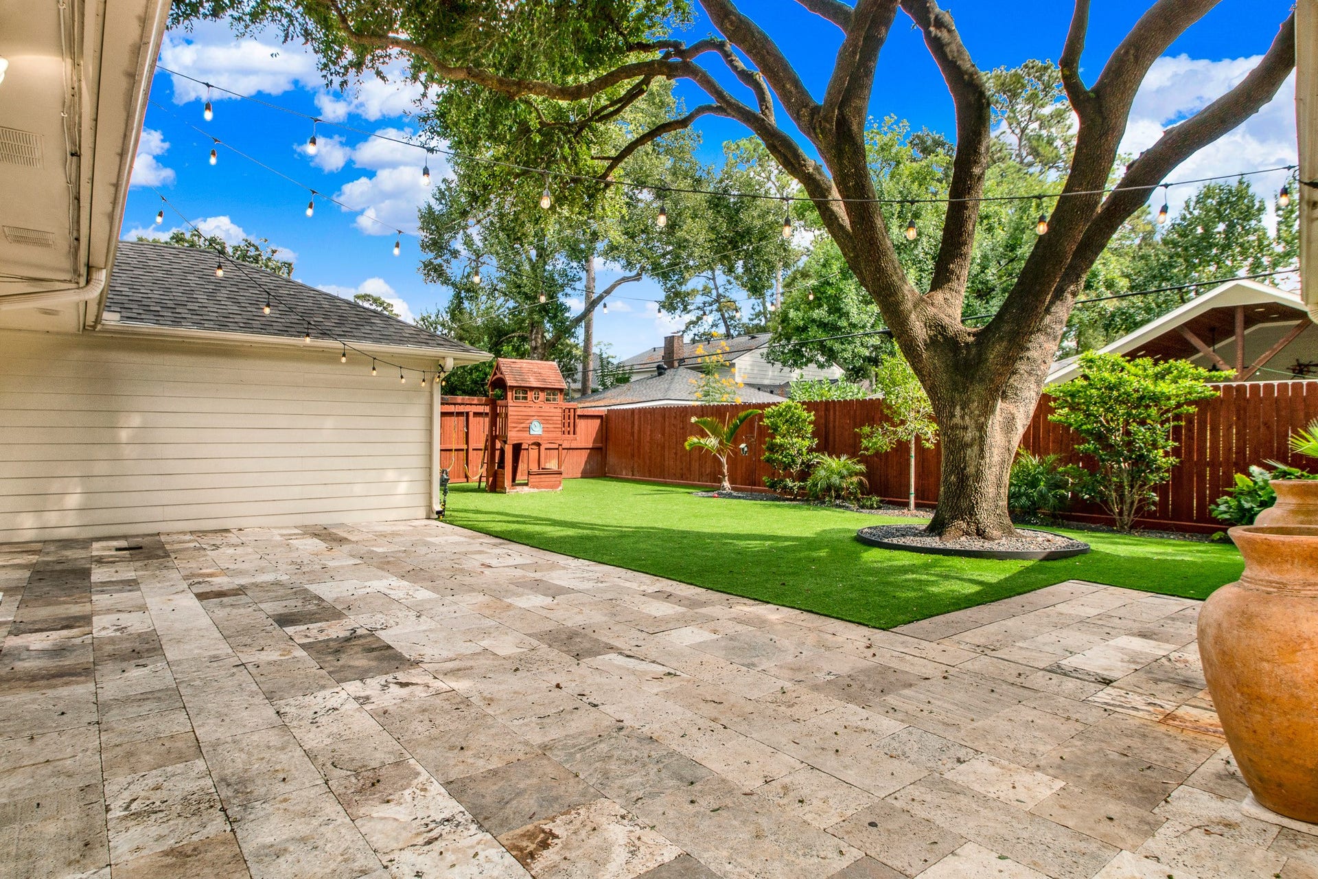 5315 Lawn Arbor Drive, Houston, TX 77066 5315 Lawn Arbor Drive, Houston, TX 77066