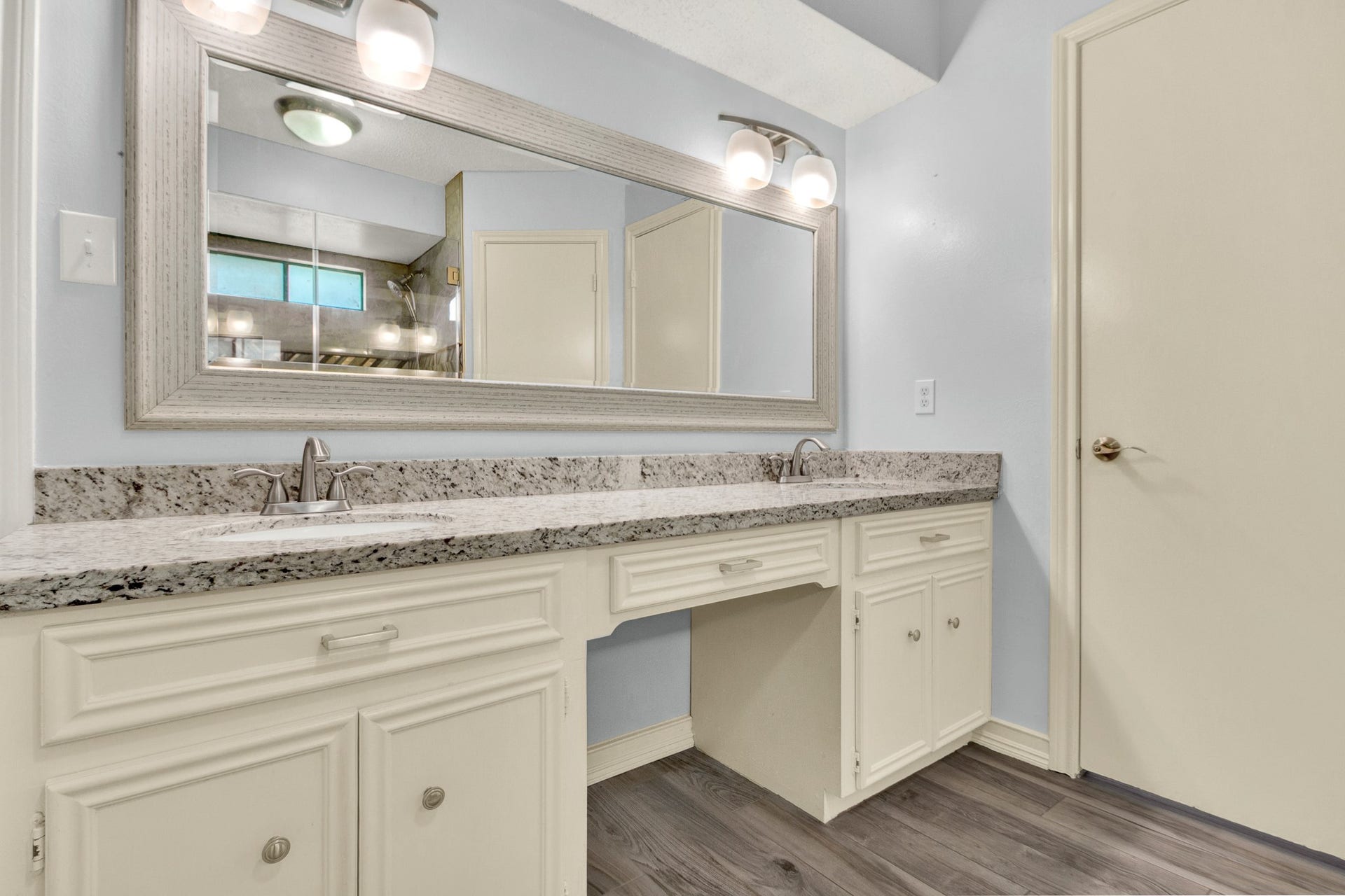5315 Lawn Arbor Drive, Houston, TX 77066 5315 Lawn Arbor Drive, Houston, TX 77066