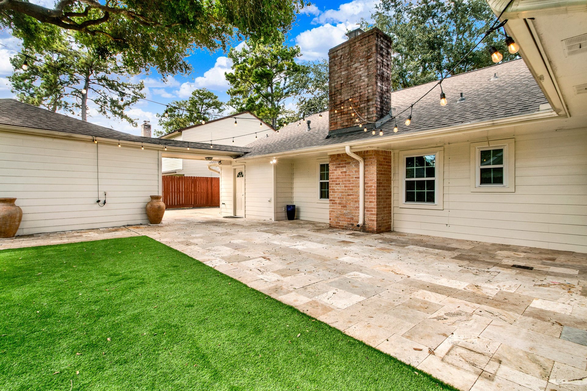 5315 Lawn Arbor Drive, Houston, TX 77066 5315 Lawn Arbor Drive, Houston, TX 77066