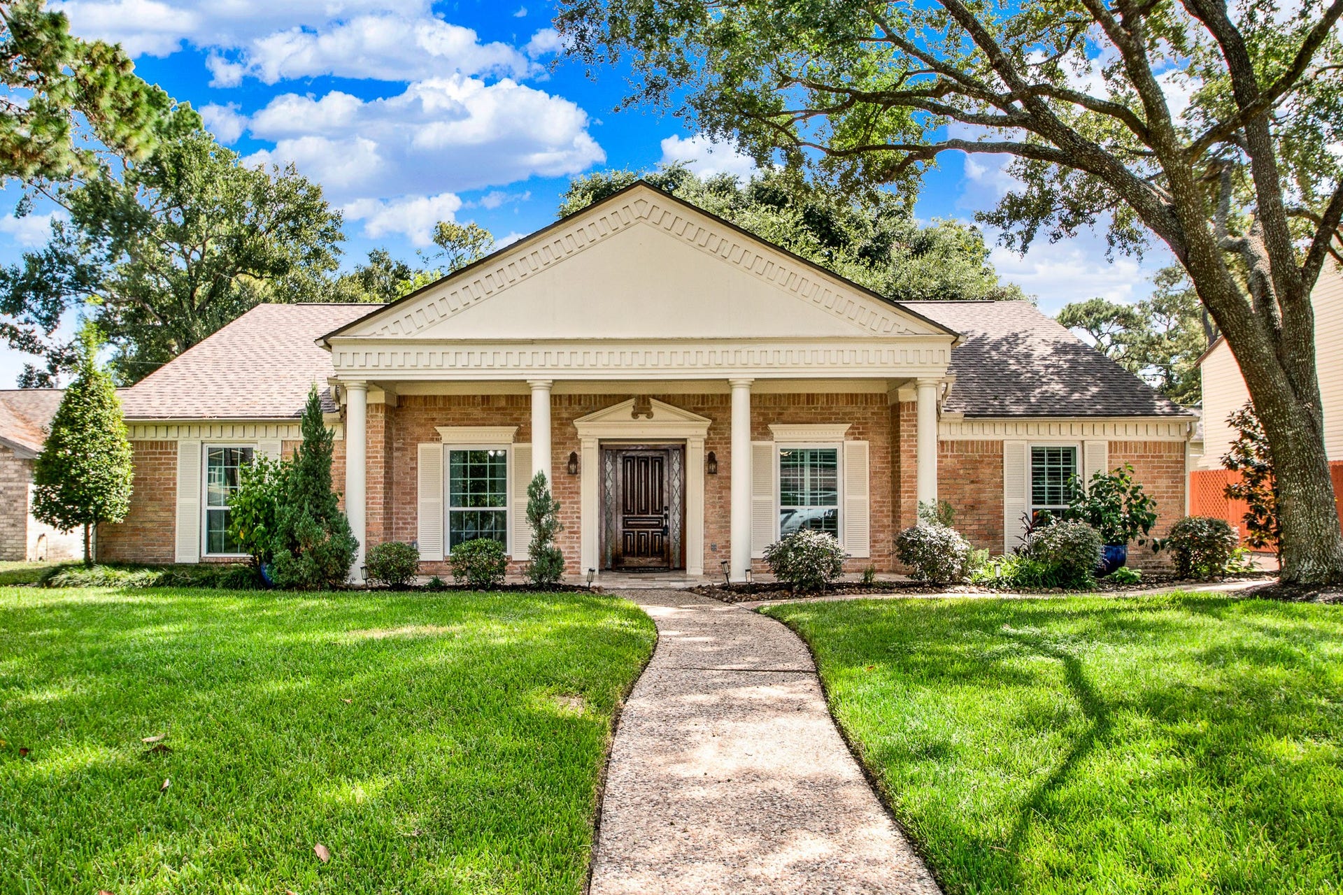 5315 Lawn Arbor Drive, Houston, TX 77066 5315 Lawn Arbor Drive, Houston, TX 77066