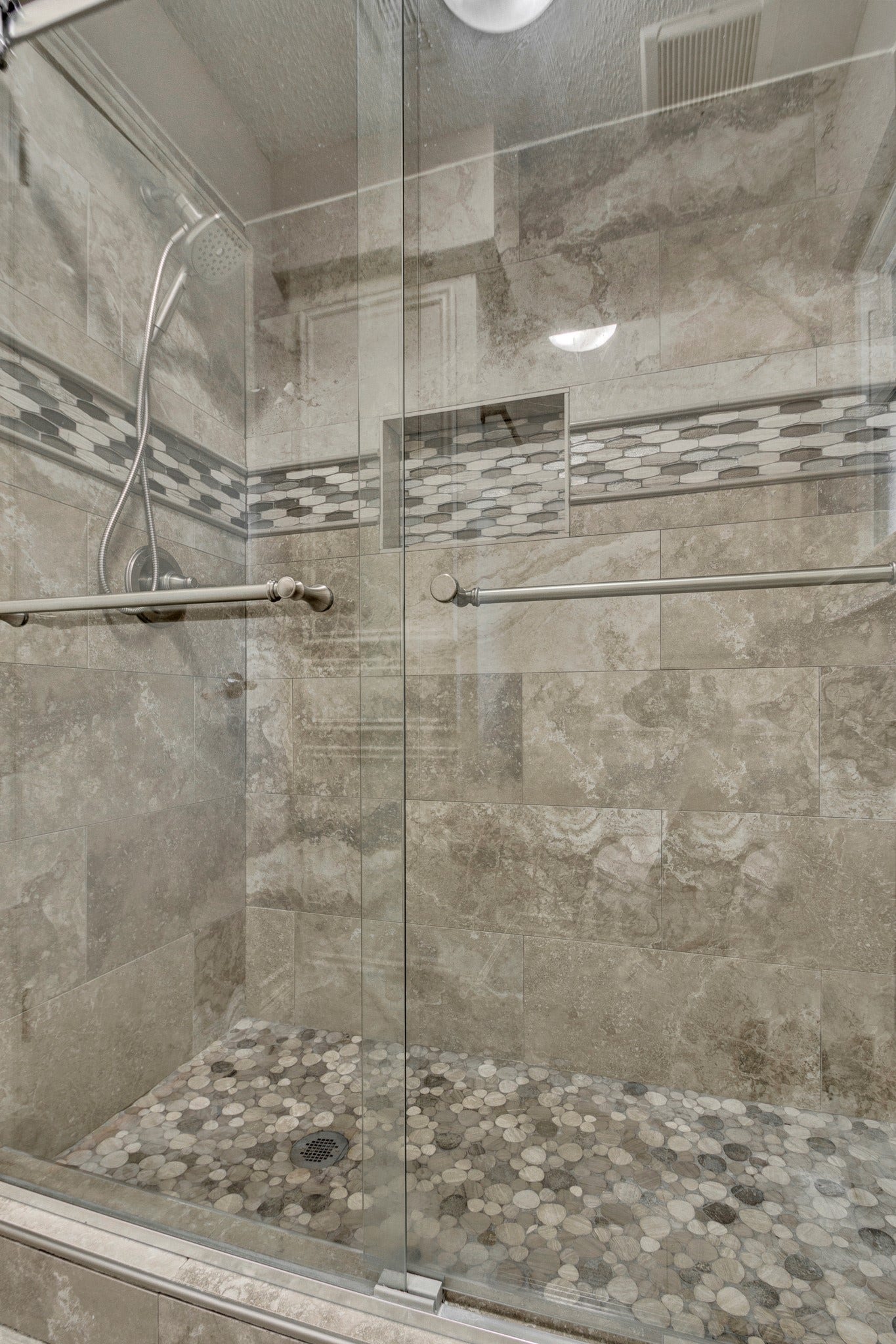 5315 Lawn Arbor Drive, Houston, TX 77066 5315 Lawn Arbor Drive, Houston, TX 77066