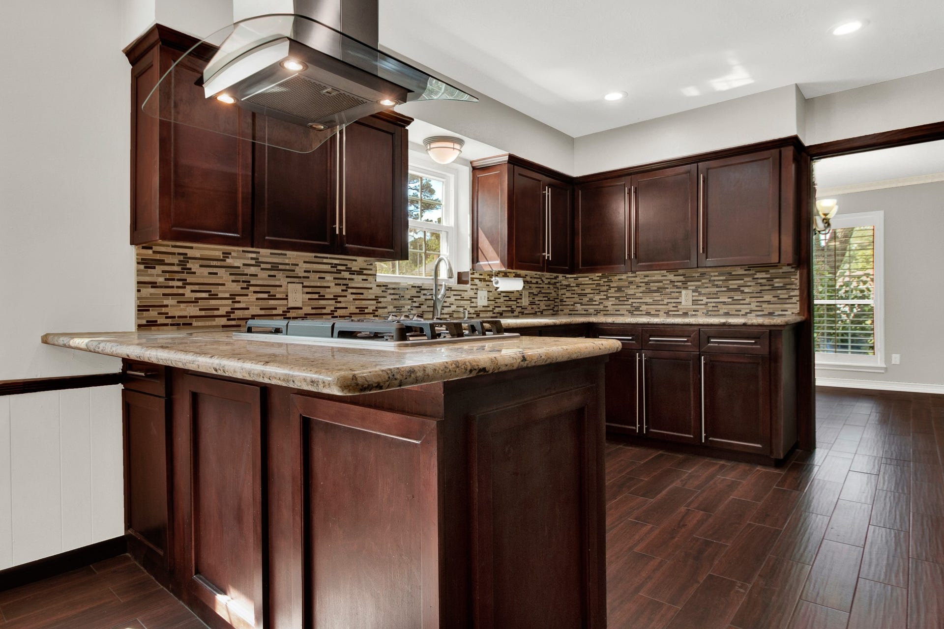 5315 Lawn Arbor Drive, Houston, TX 77066 5315 Lawn Arbor Drive, Houston, TX 77066