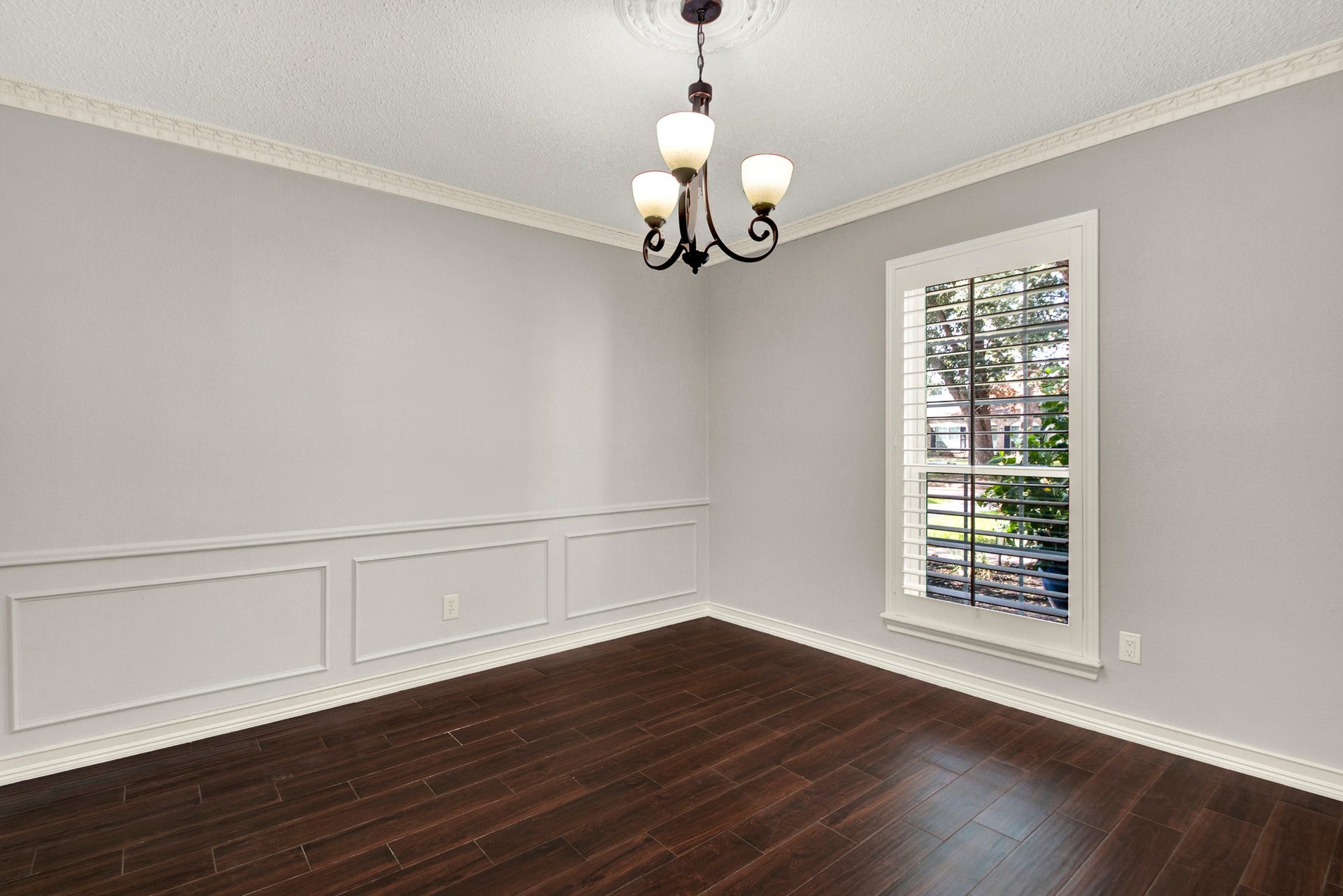 5315 Lawn Arbor Drive, Houston, TX 77066 5315 Lawn Arbor Drive, Houston, TX 77066