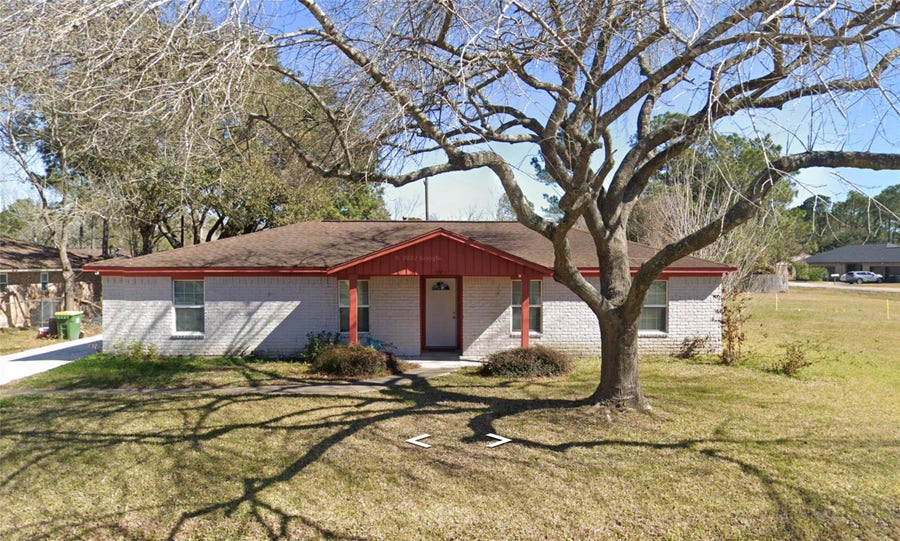 Property photo for 1401 Paul Street, Pearland, TX