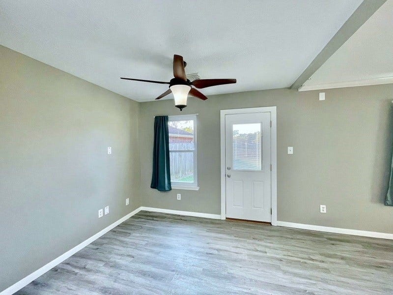 6935 Creek Village Drive, Katy, TX 77449