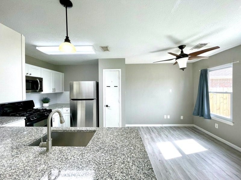 6935 Creek Village Drive, Katy, TX 77449