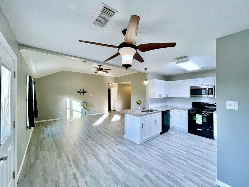 6935 Creek Village Drive, Katy, TX 77449