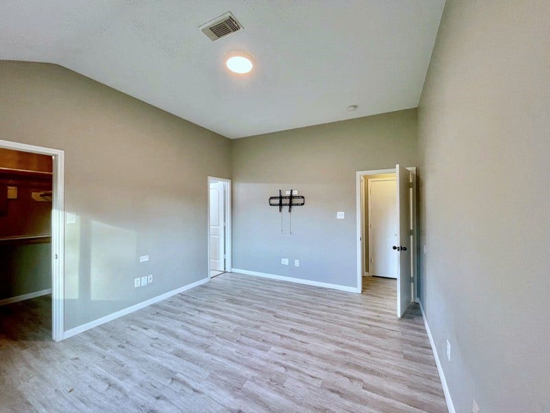 6935 Creek Village Drive, Katy, TX 77449