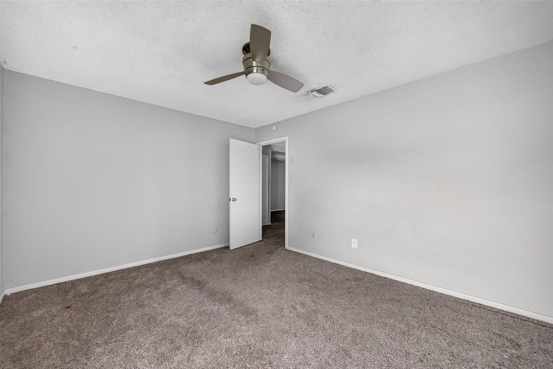 2303 La Quinta Drive, Missouri City, TX 77459 2303 La Quinta Drive, Missouri City, TX 77459