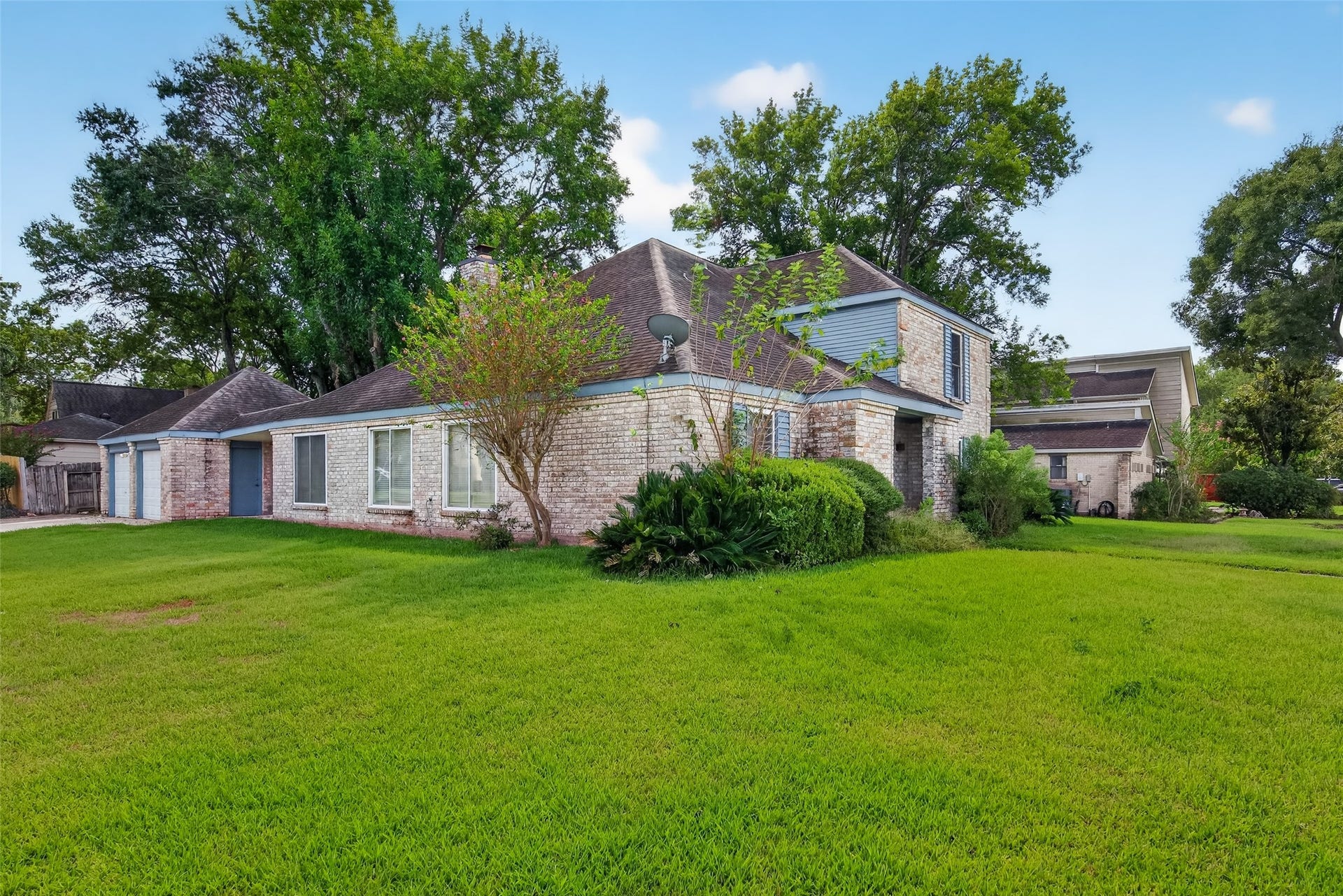 2303 La Quinta Drive, Missouri City, TX 77459 2303 La Quinta Drive, Missouri City, TX 77459