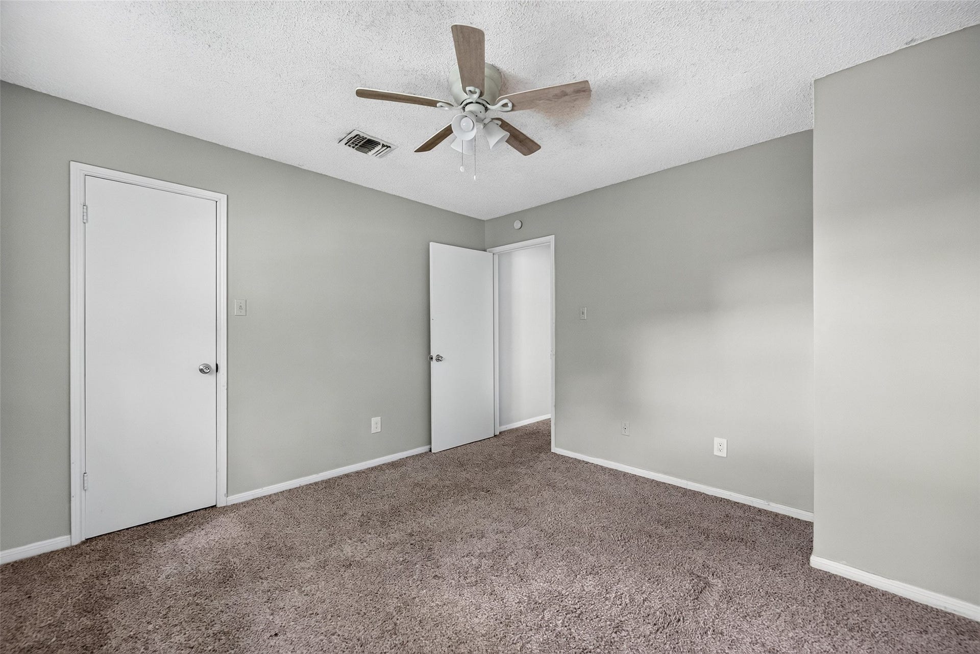 2303 La Quinta Drive, Missouri City, TX 77459 2303 La Quinta Drive, Missouri City, TX 77459
