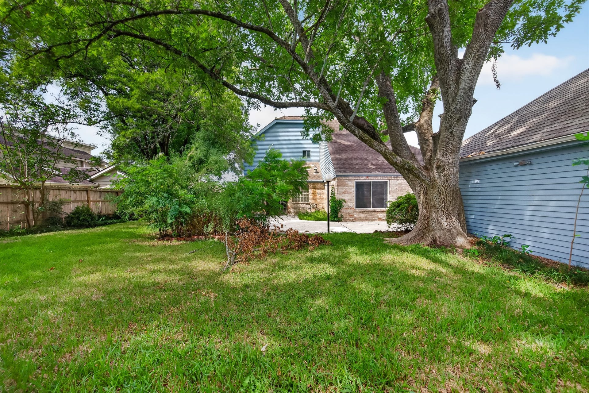 2303 La Quinta Drive, Missouri City, TX 77459 2303 La Quinta Drive, Missouri City, TX 77459