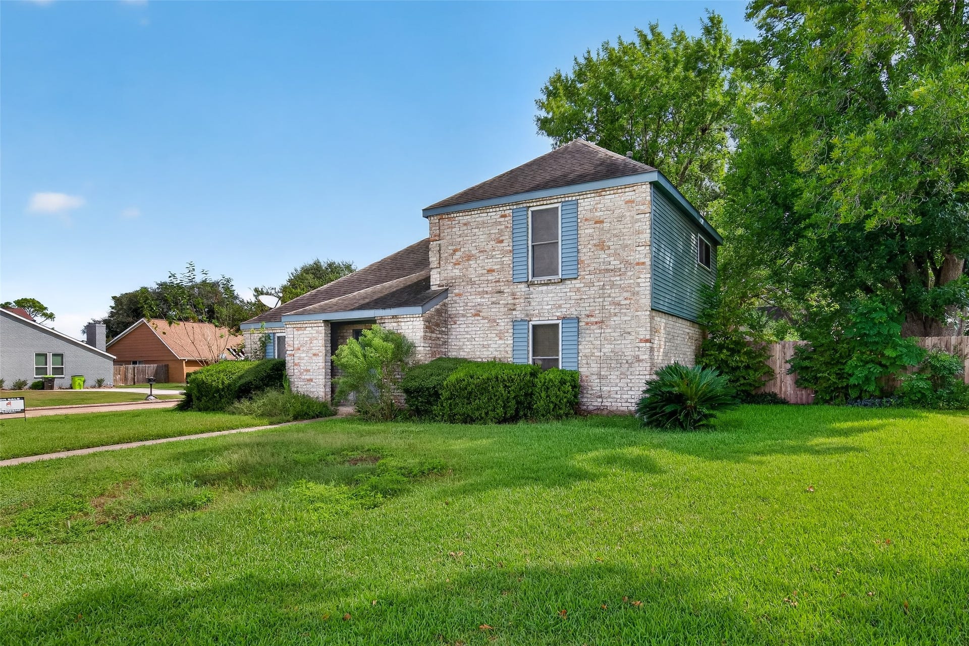 2303 La Quinta Drive, Missouri City, TX 77459 2303 La Quinta Drive, Missouri City, TX 77459