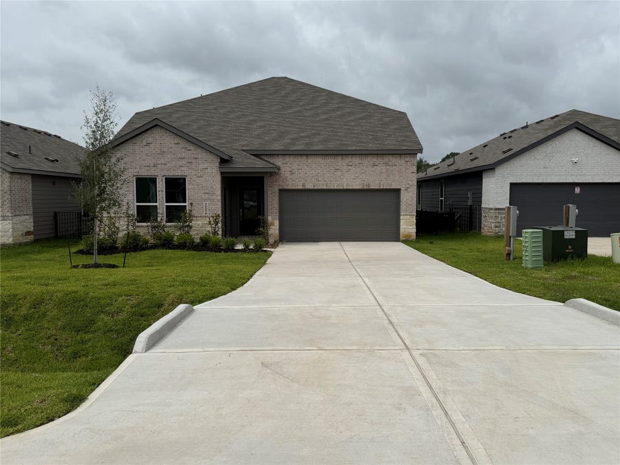 Property photo for 16076 Tallis Drive, Conroe, TX