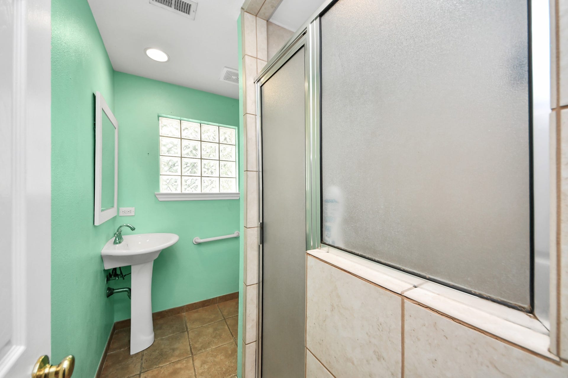 16307 Amcreek Road, Houston, TX 77068 16307 Amcreek Road, Houston, TX 77068