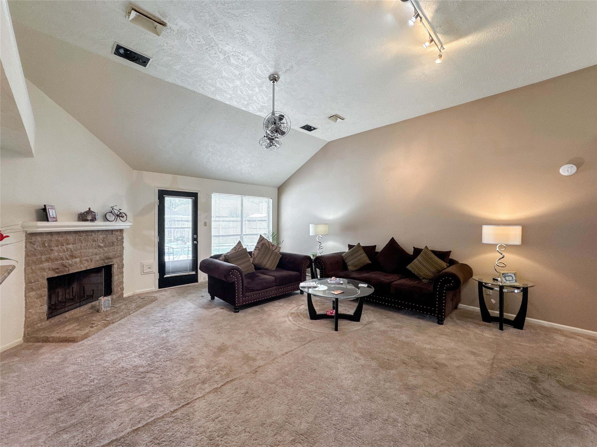 16747 Square Rigger Lane, Friendswood, TX 77546 16747 Square Rigger Lane, Friendswood, TX 77546
