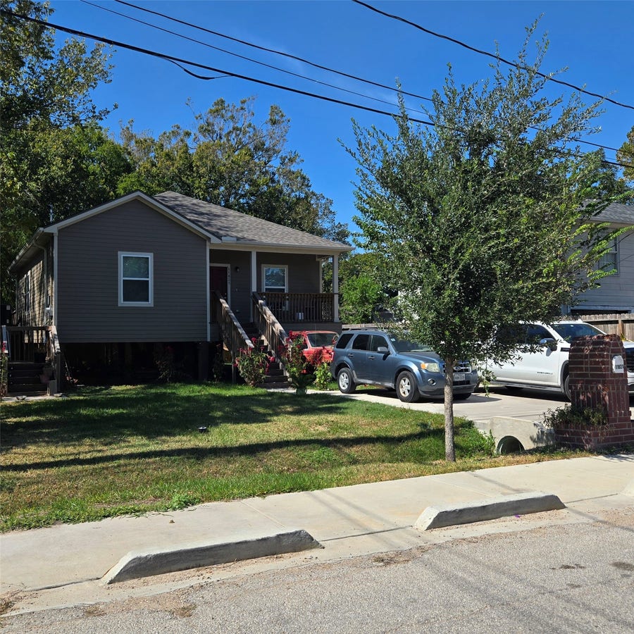 Property photo for 11821 Cardiff Road, Houston, TX