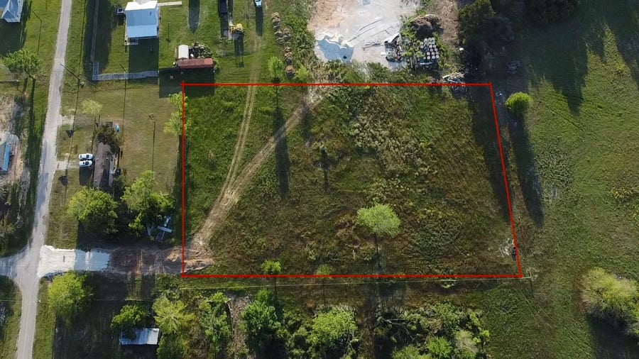 Property photo for 48 Saint Marys Street, Hempstead, TX