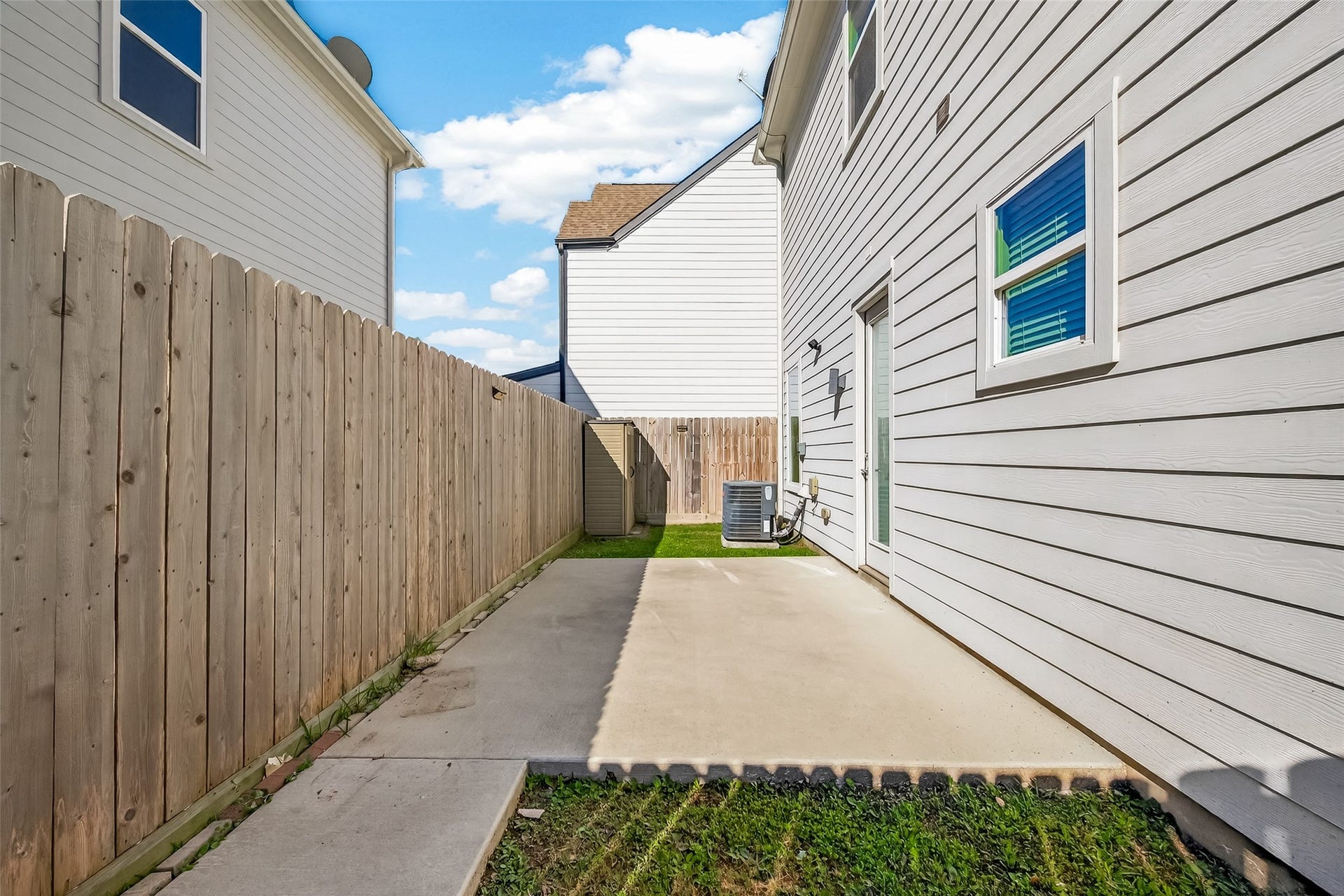 1257 W Tidwell Road, Houston, TX 77091 1257 W Tidwell Road, Houston, TX 77091