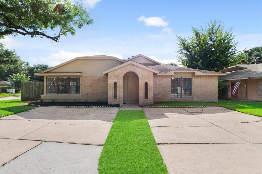 Property photo for 5216 & 5218 Beaverbrook Drive, Houston, TX